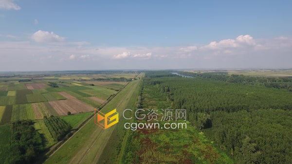 空中无人机拍摄乡村郊外森林绿地河流和田野实拍视频素材